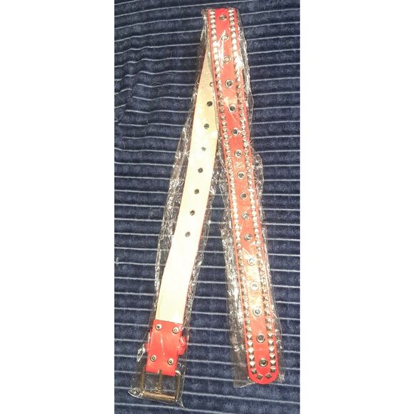 Ladies Red Studded Cosplay Punk Leather Style Belt Size 32 - Picture 3 of 4